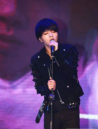 华晨宇爸爸华福雄资料 没想到背景这么不简单