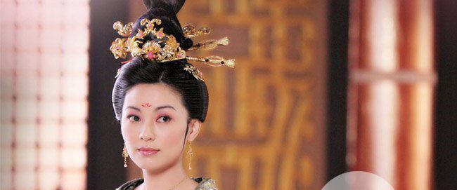 陈秀丽胡可对比照 网友们眼里就是一个人