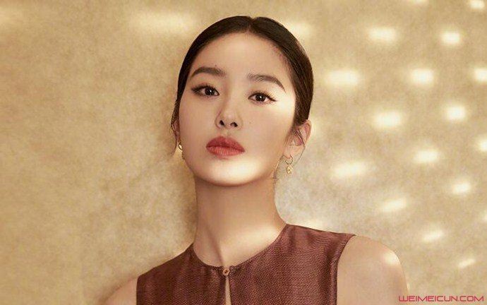 杨采钰陈金飞疑领证 传杨采钰嫁陈金飞了？