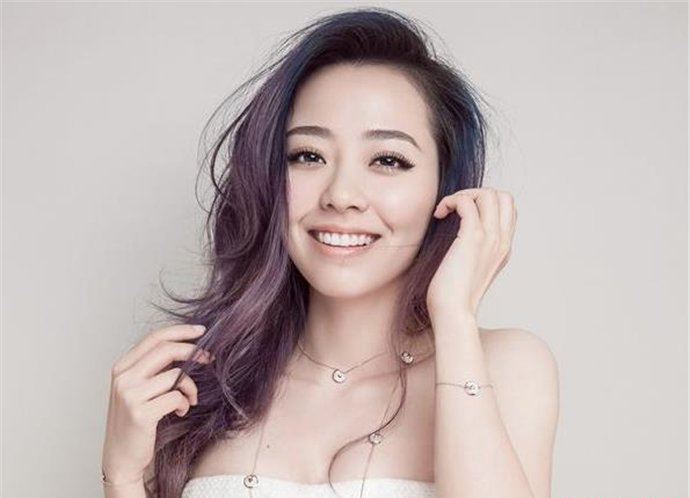 张靓颖什么时候离的婚 和冯珂并没有领结婚证