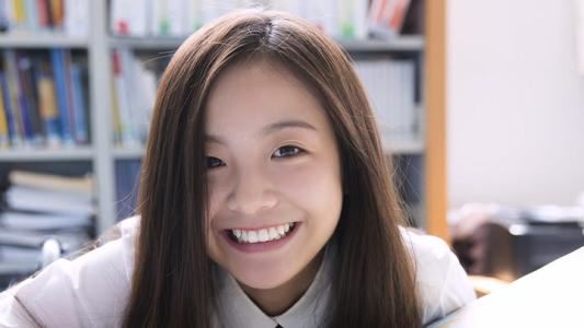 李庚希个人资料多少岁 在哪里上大学