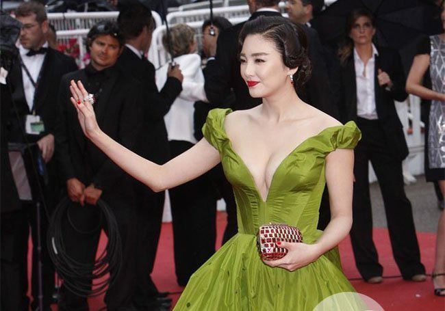 张雨绮走光 白鹿原床戏图片尺度好大啊