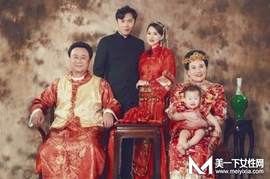 伊能静全家照片 中式全家福伊能静
