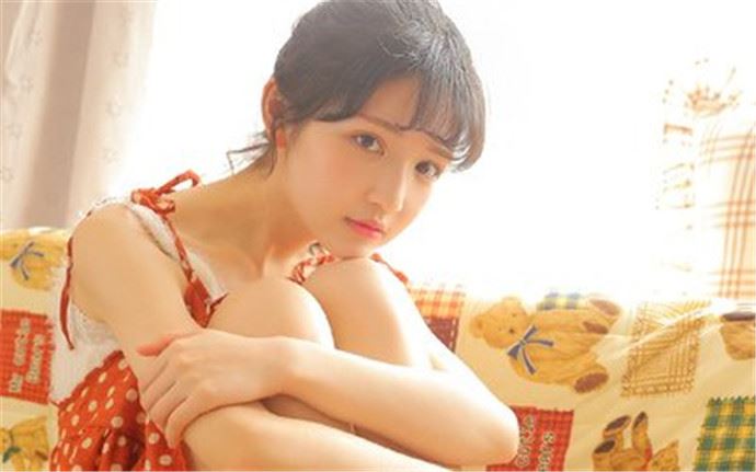 年轻美貌漂亮的我跟他上床后才发现 朋友的东西太大了