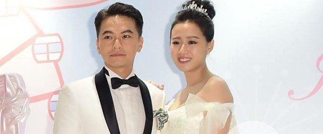 台湾女星方志友上衣脱落 男观众称“赚到了！