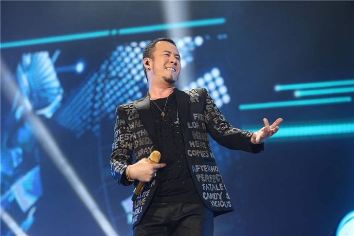 杨坤的老婆叫什么名字 杨坤感情经历揭秘