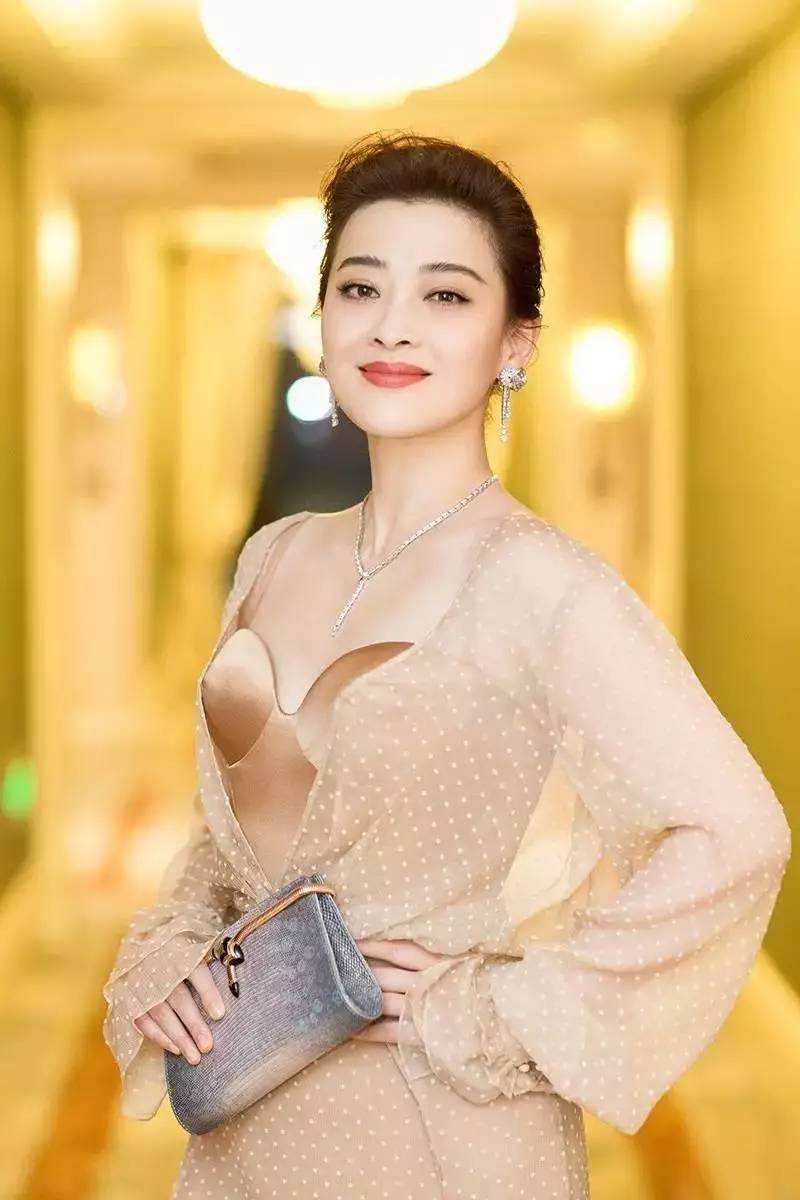 梅婷现任老公是谁年龄多大了 梅婷和前夫离婚原因