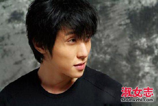 闫妮前夫是谁 闫妮为什么离婚 闫妮老公王玮个人资料照片