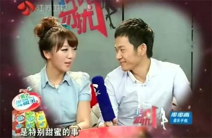 非诚勿扰齐冠男牵手 齐冠男是个同性恋吗