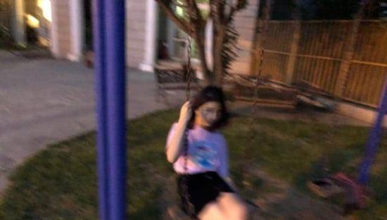  黄多多染发遭质疑 13岁的小姑娘染头发太早