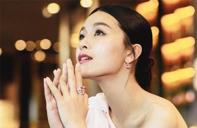 文咏珊结婚了吗 文咏珊的感情史男友是谁