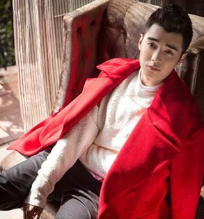 李金铭的老公是谁 李金铭金世佳结婚照是一对？