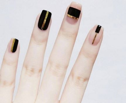 2018适合夏天的单色美甲 2018美甲图片最新款型