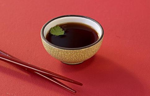 酱油是什么做的？酱油是头发做的吗