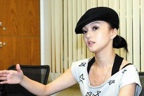 张韶涵当年发生了什么 张韶涵和她妈妈翻脸内幕