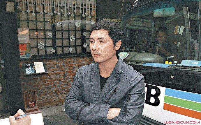 李泳豪李泳汉是孖生吗 李泳豪李泳汉关系