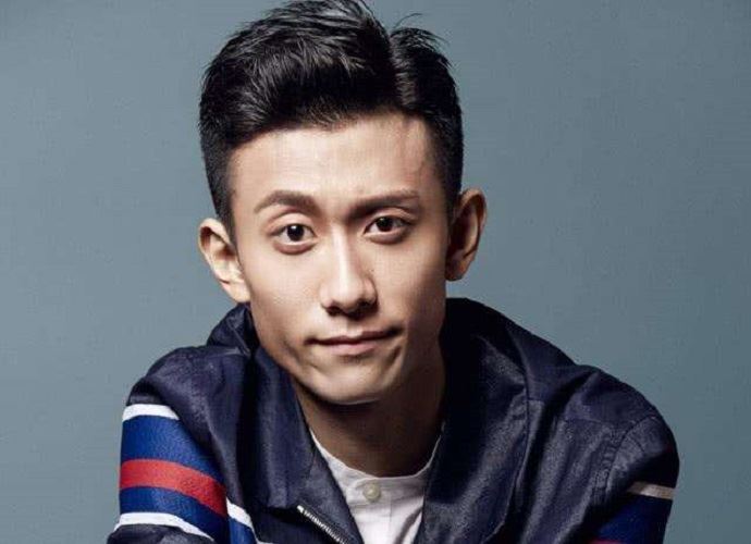 张一山家境怎么样 张一山惊人背景曝光和韩红什么关系