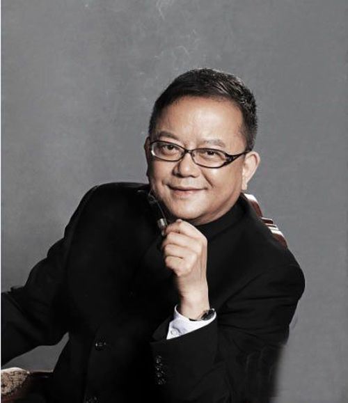 王刚的第一任妻子是谁 王刚的三段婚姻介绍