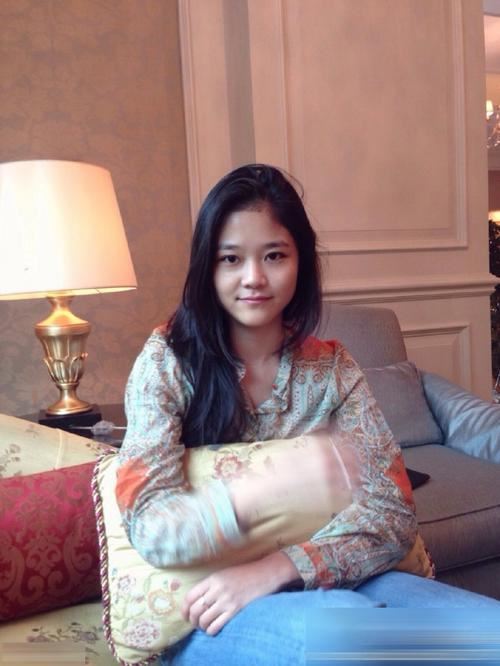 岳红的女儿岳以恩资料 岳红的前夫是谁