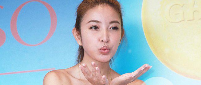 许维恩老公Alex背景 许维恩和“裸奔弟”过夜离婚