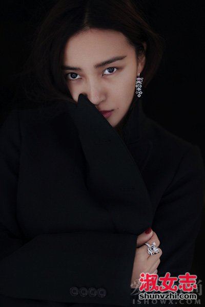 范冰冰坐陈漫大腿 摄影师陈漫资料