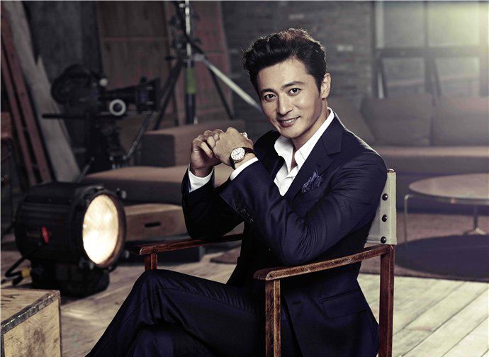 张东健年轻时最帅照片 张东健近况如何呢