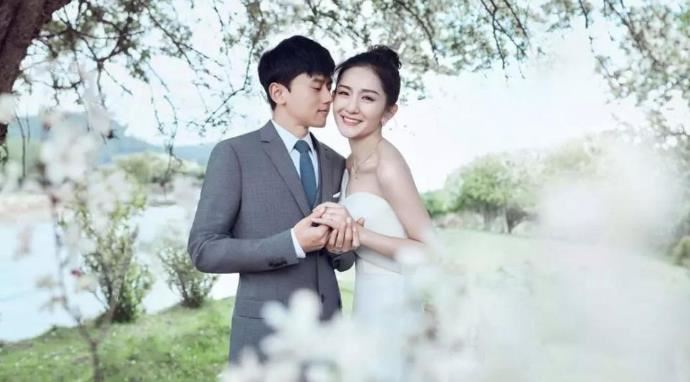 张杰谢娜已经离了是真的吗 谢娜张杰为什么频频传出婚变原因