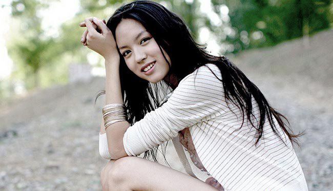 张梓琳腋下现疤痕疑隆胸 放比基尼照片证明清白