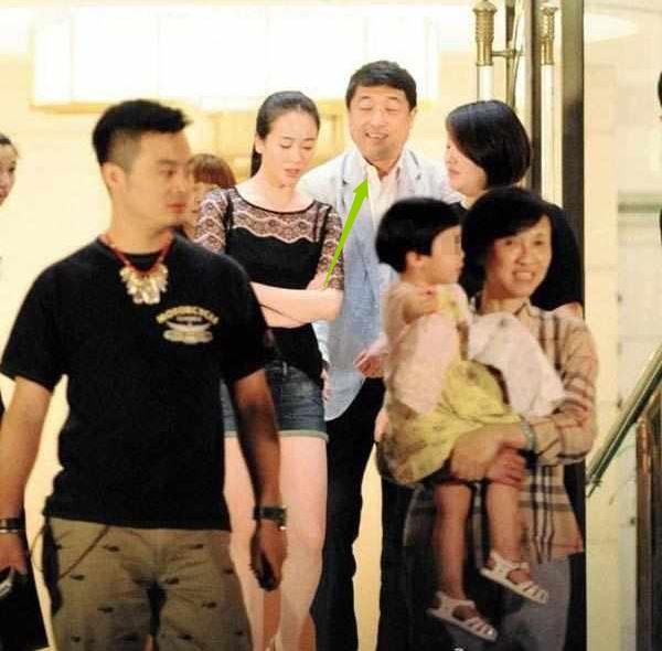 左小青有几个老公是谁 左小青的女儿父亲是谁