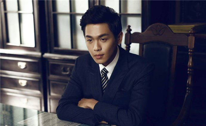 张若昀父母是谁 张若昀家世揭秘