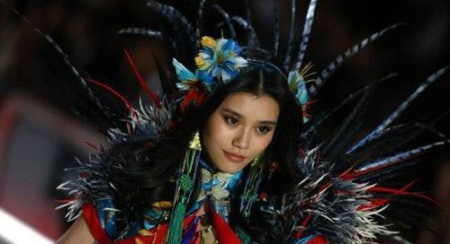 奚梦瑶坐何家专车 奚梦瑶和何猷君关系再进一步