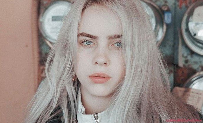 碧梨获奖 碧梨格莱美获奖网友心疼A妹