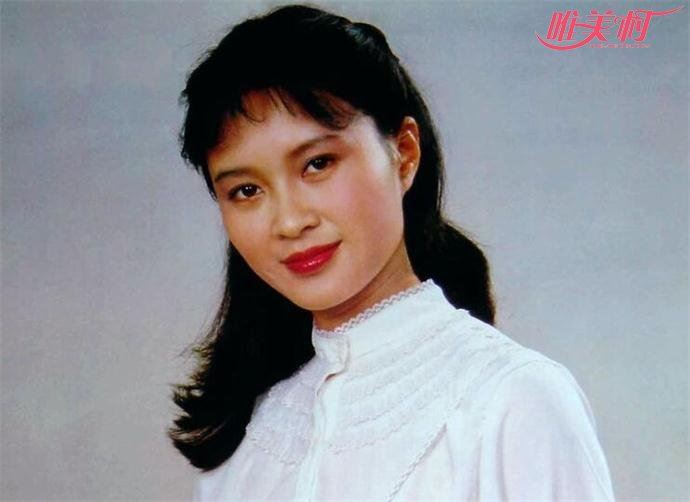 女星方舒资料 方舒在年轻时候的照片