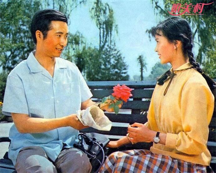 女星方舒资料 方舒在年轻时候的照片