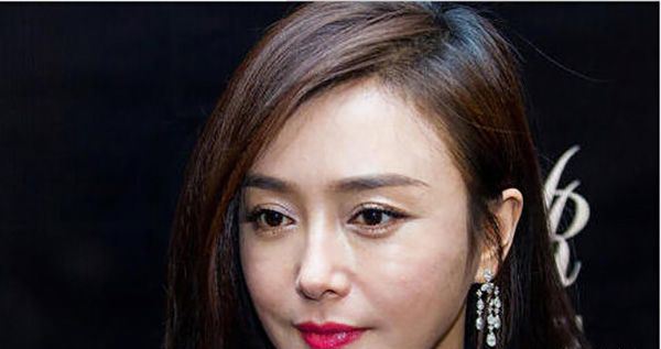 刘雨欣整容了吗 刘雨欣卧蚕比眼睛还大