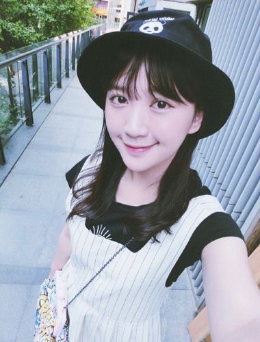 好声音学员徐林女朋友照片、背景