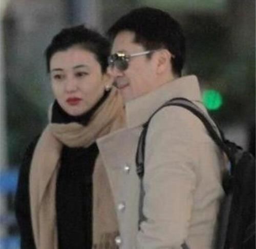 蔡国庆现任妻子照片 蔡国庆为什么那么娘