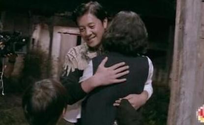 蔡国庆现任妻子照片 蔡国庆为什么那么娘