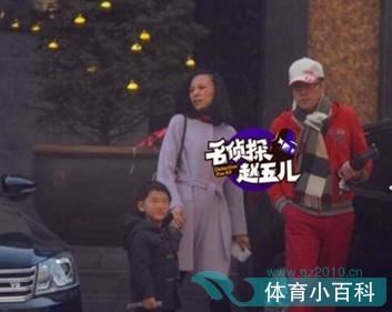 蔡国庆现任妻子照片 蔡国庆为什么那么娘