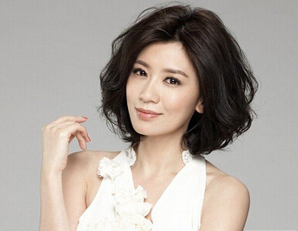 景甜背景有多吓人 揭秘女星背后的干爹靠山