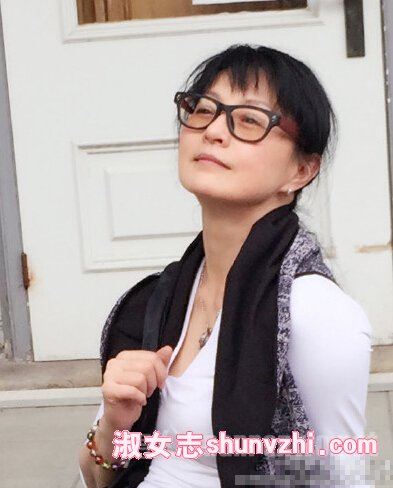 李赛凤电影全集 李赛凤三级大尺度 李赛凤近况