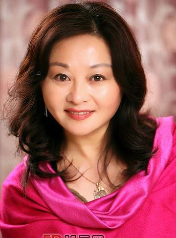 杨红樱的女儿叫什么 杨红樱的女儿照片资料