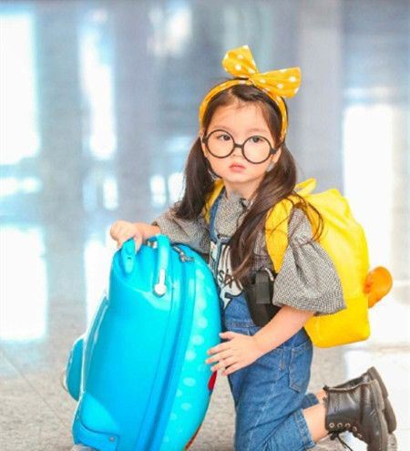 阿拉蕾的父母是谁 阿拉蕾的家境揭秘