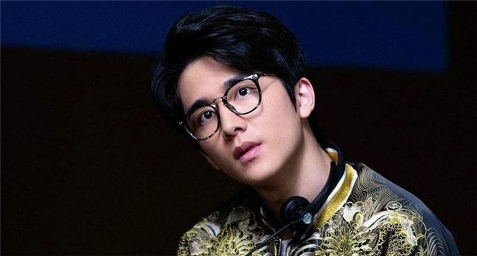 张新成个人资料身高 张新成的家世背景