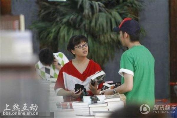 江珊现任老公张博多大年龄 娱乐圈里的姐弟恋