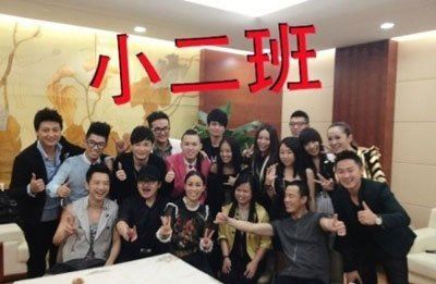 丁丁和张玮亲嘴接吻照 两人在一起了吗