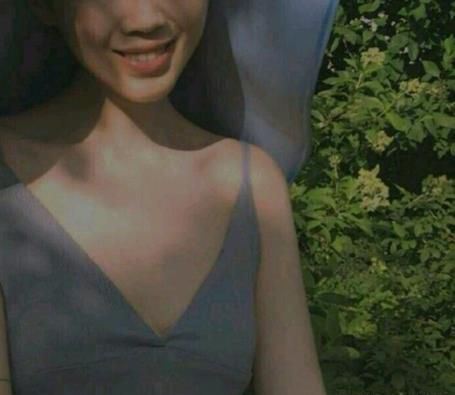 女明星被扒光图片现场一片尴尬