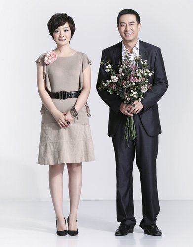 张嘉译娶过几个老婆 张嘉译的老婆前妻是谁