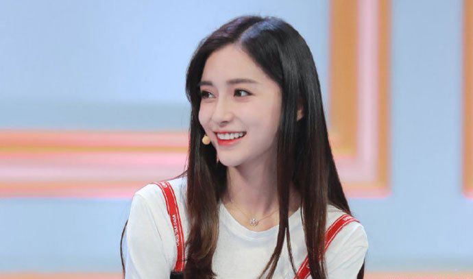 baby谈退出演艺圈落泪 要有更多的努力和耐心了