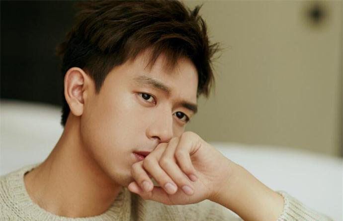 李现老家在荆州哪里 李现是富二代吗